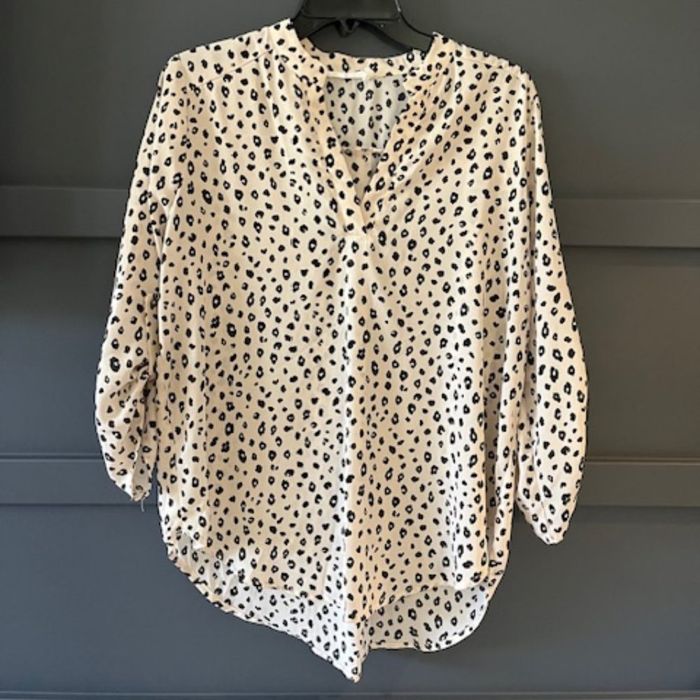 LUSH - Warren Split Neck Blouse